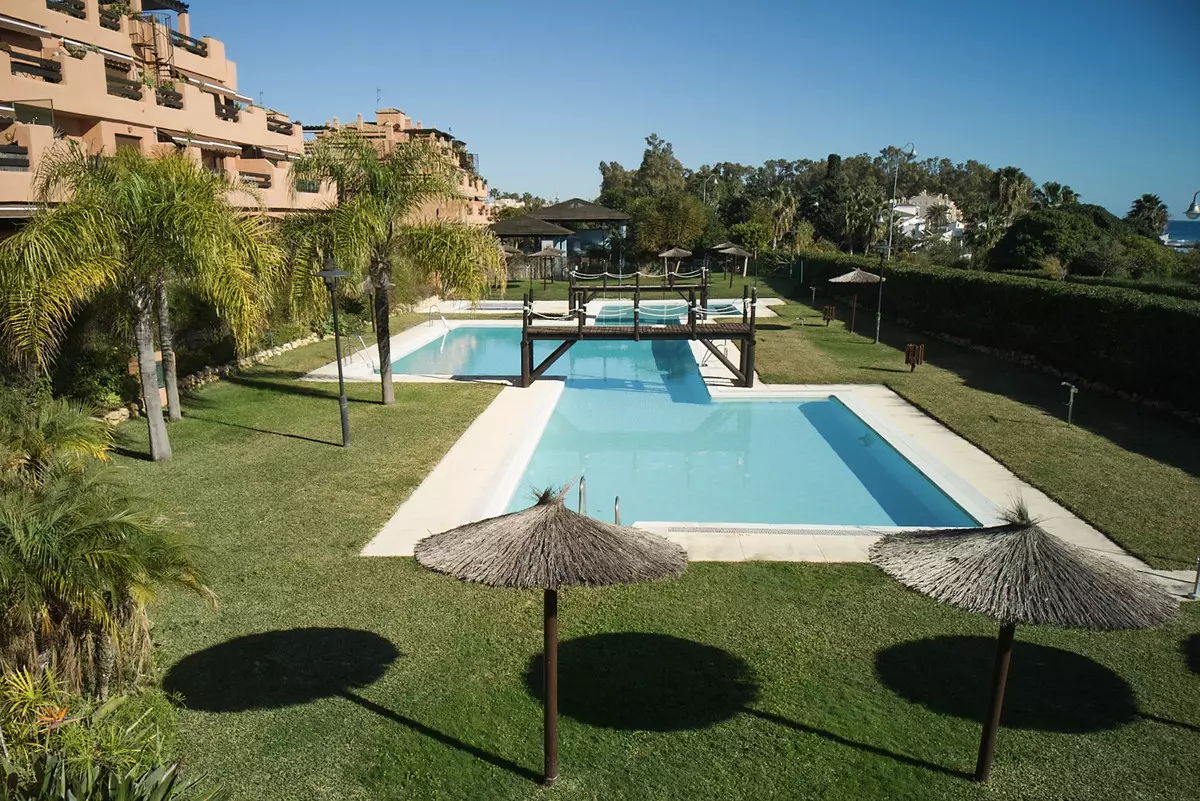 2-bedroom Apartment In Estepona, Spain (120 M²)