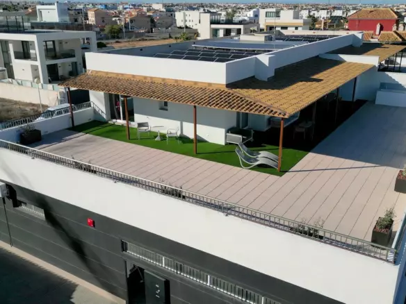 3-bedroom Apartment In Orihuela, Spain (122 M²)
