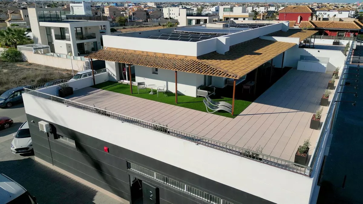 3-bedroom Apartment In Orihuela, Spain (122 M²)