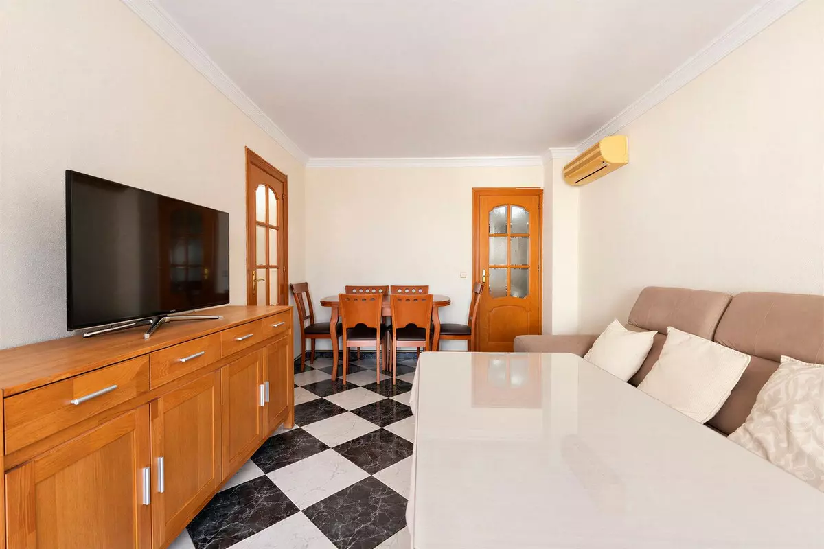 3-bedroom Apartment In Fuengirola, Spain (92 M²)
