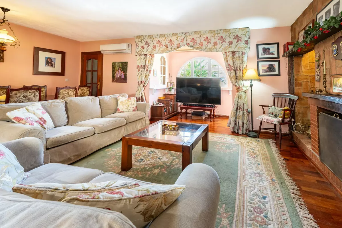 6-bedroom Country House In Mijas, Spain (542 M²)