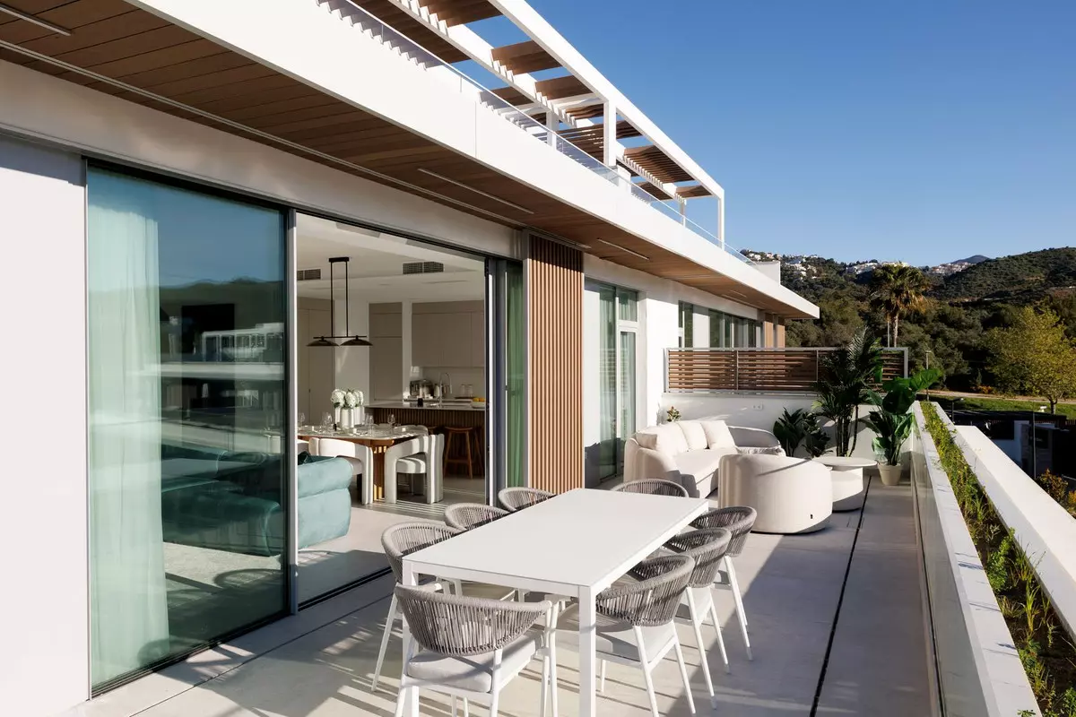 3-bedroom Apartment In Marbella, Spain (155 M²)