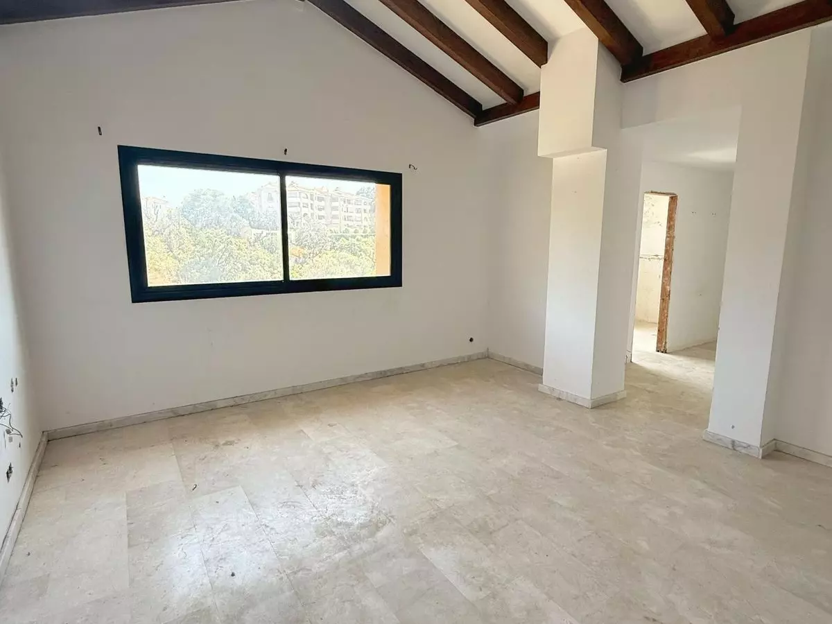 5-bedroom Villa In Marbella, Spain (525 M²)