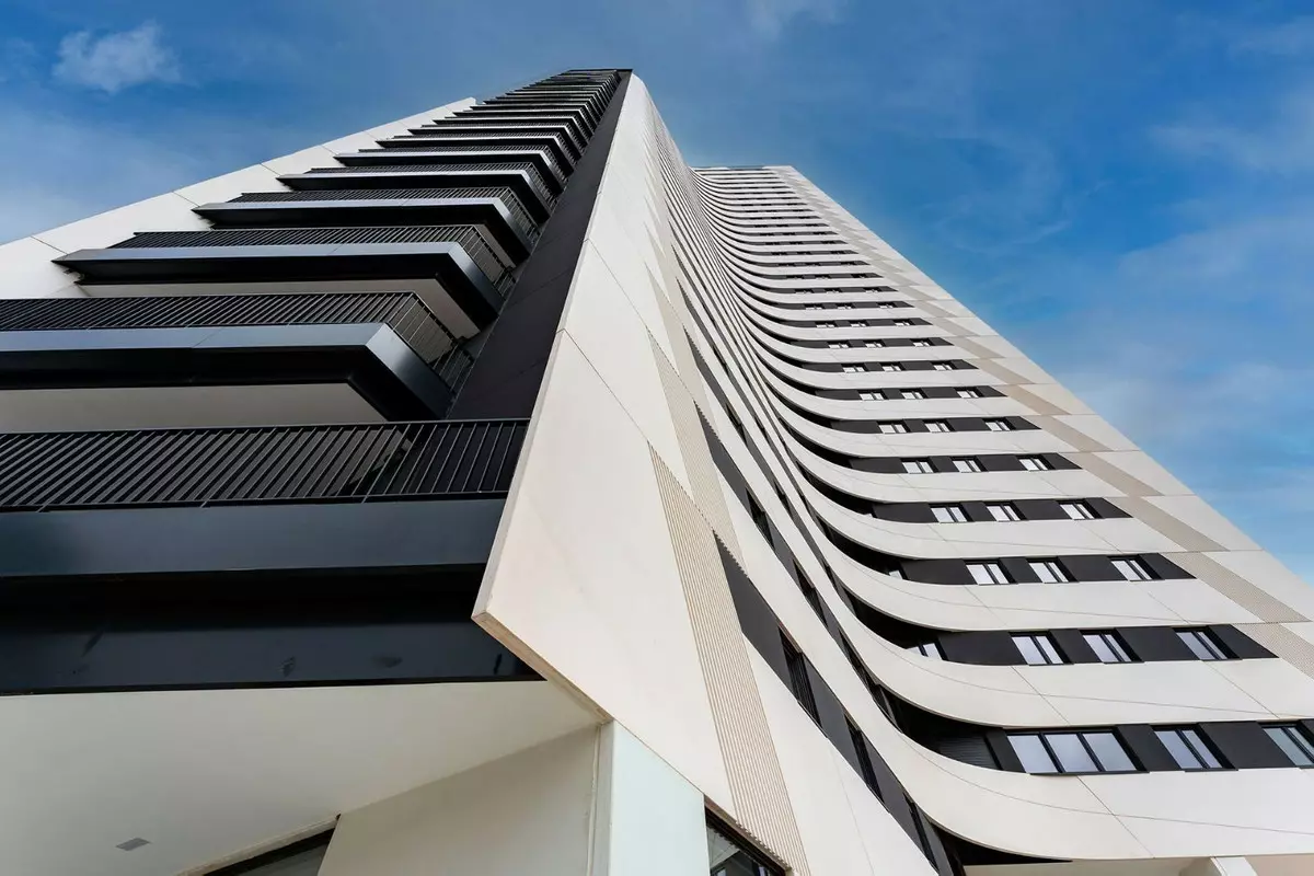 3-bedroom Apartment In Málaga, Spain (108 M²)