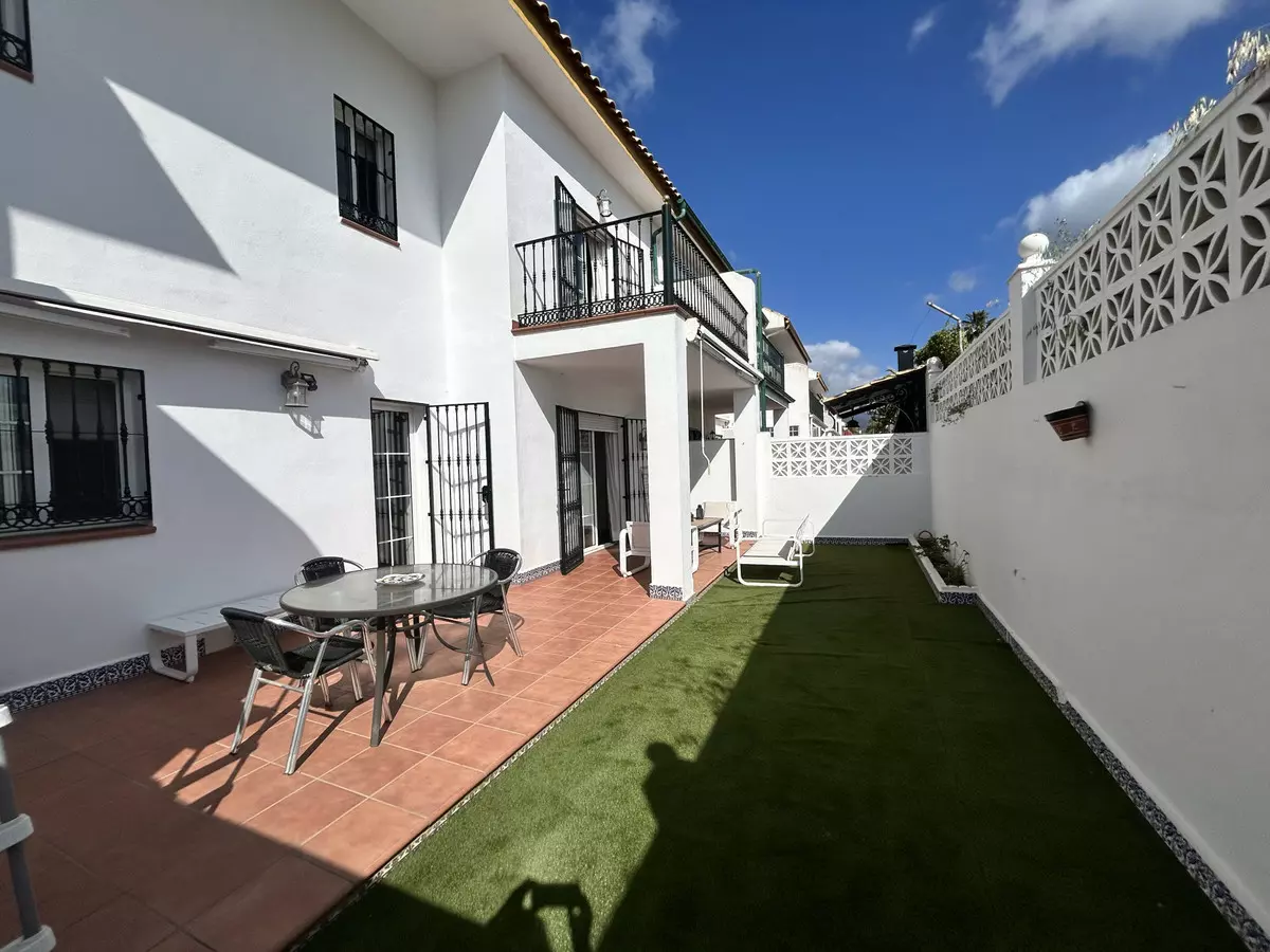 3-bedroom Town House In Marbella, Spain (260 M²)