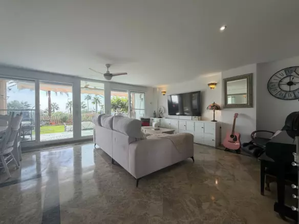 3-bedroom Town House In Estepona, Spain (225 M²)