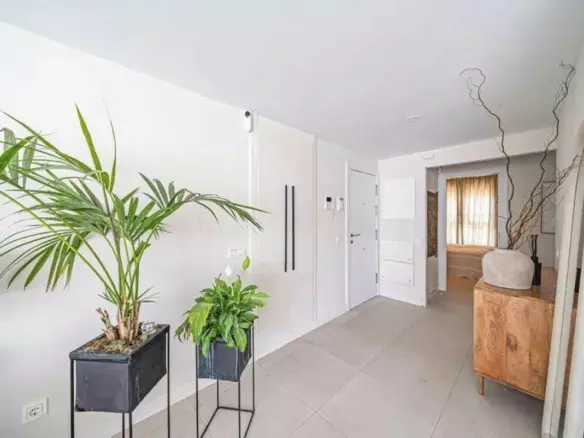 3-bedroom Apartment In Estepona, Spain (110 M²)