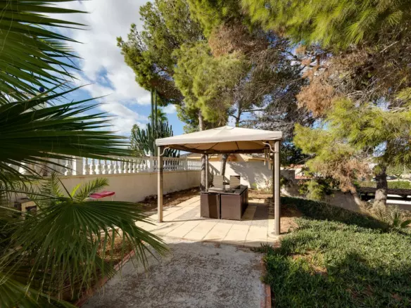 4-bedroom Villa In Rojales, Spain (312 M²)