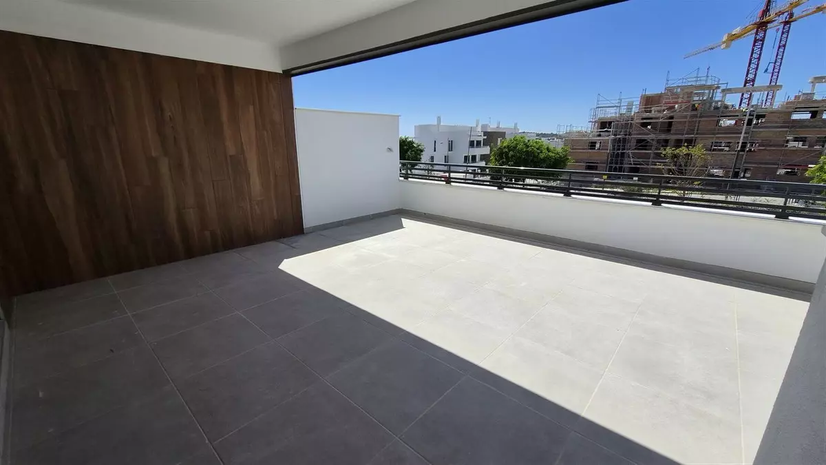 2-bedroom Apartment In Estepona, Spain (99 M²)