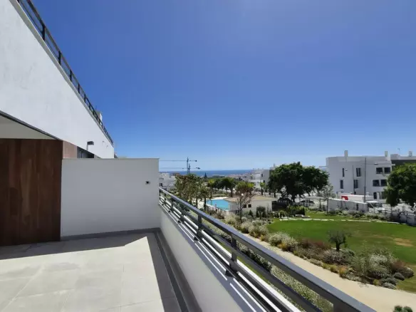 2-bedroom Apartment In Estepona, Spain (99 M²)