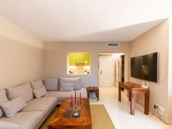 1-bedroom Apartment In Estepona, Spain (57 M²)