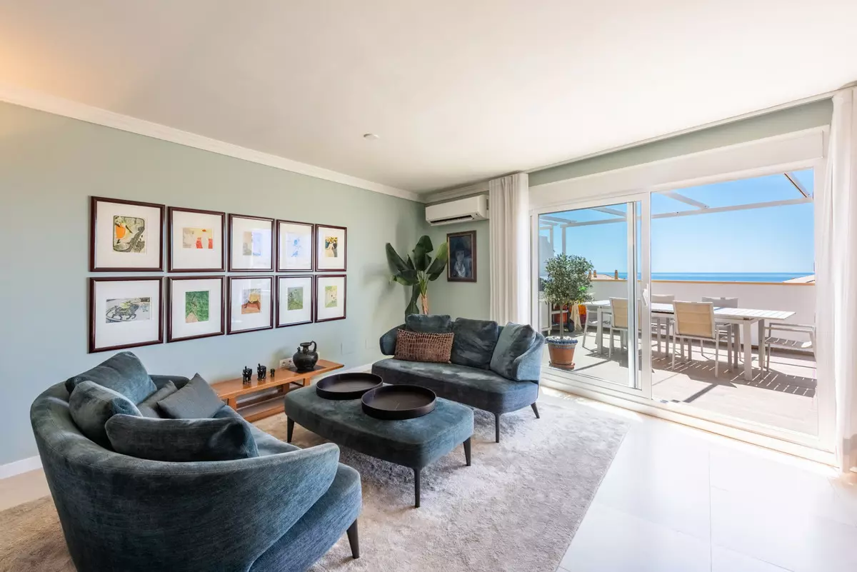 2-bedroom Apartment In Marbella, Spain (138 M²)