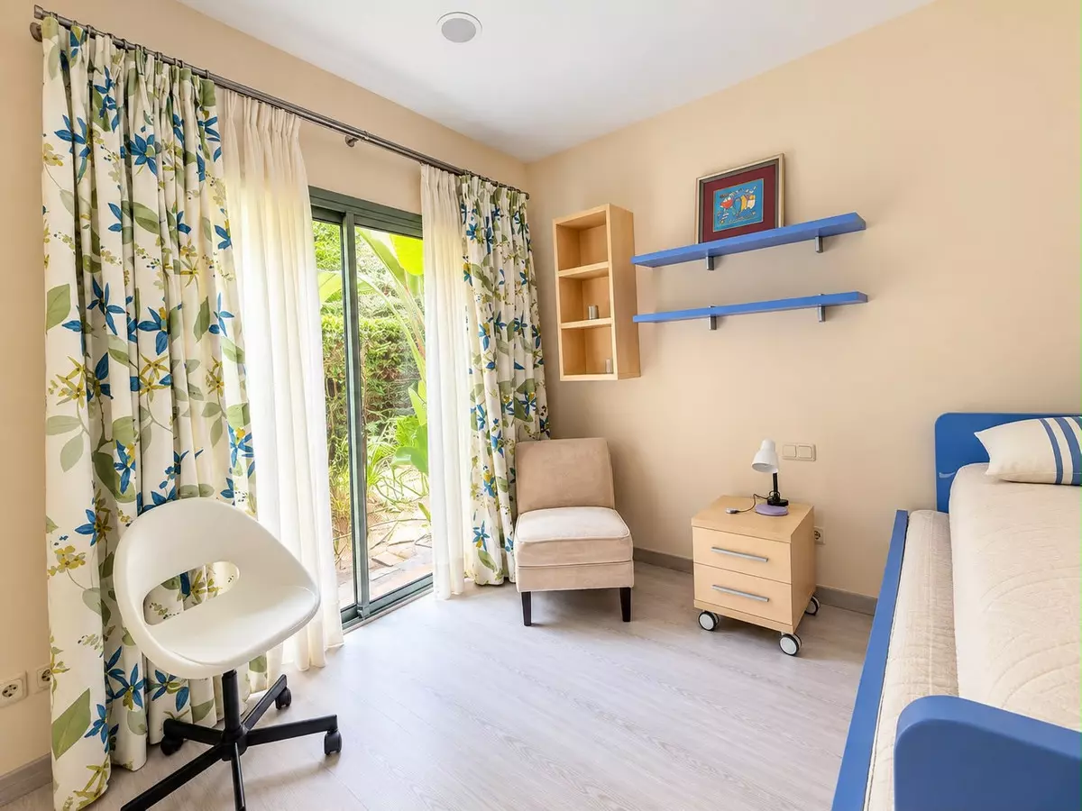 2-bedroom Apartment In Estepona, Spain (99 M²)