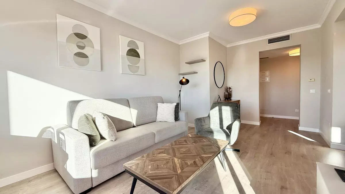 1-bedroom Apartment In Benahavis, Spain (78 M²)