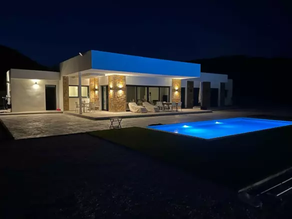 4-bedroom Villa In Aspe, Spain (227 M²)