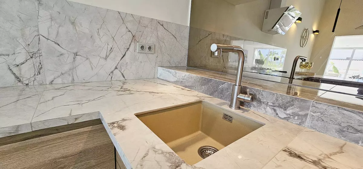 3-bedroom Villa In Estepona, Spain (200 M²)