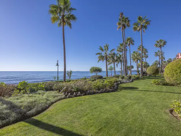 2-bedroom Apartment In Estepona, Spain (189 M²)