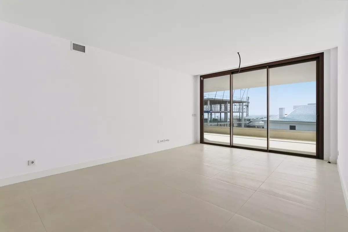 2-bedroom Apartment In Fuengirola, Spain (83 M²)
