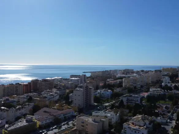 2-bedroom Apartment In Torremolinos, Spain (94 M²)