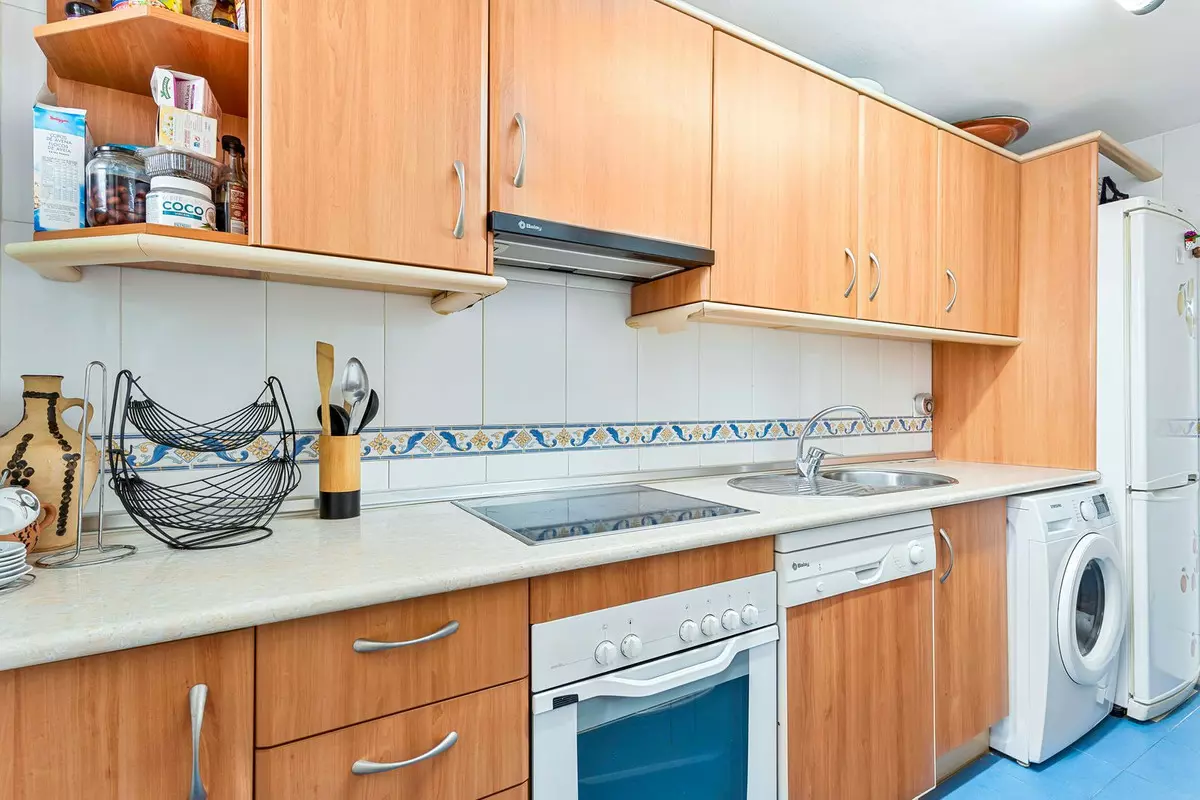 3-bedroom Apartment In Estepona, Spain (126 M²)
