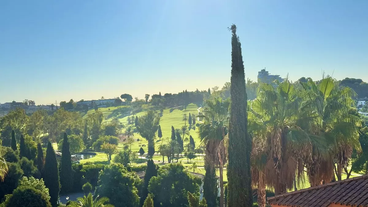 1-bedroom Apartment In Benahavis, Spain (78 M²)