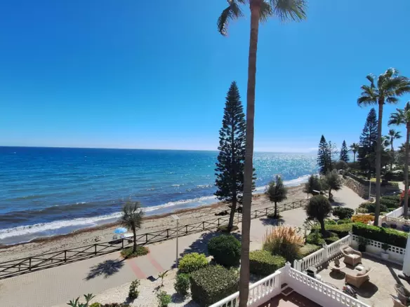 2-bedroom Apartment In Estepona, Spain (114 M²)