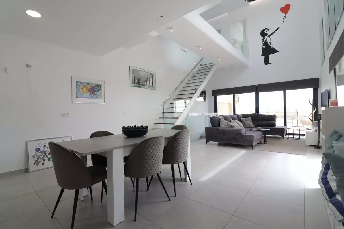 4-bedroom Villa In Benijofar, Spain (319 M²)