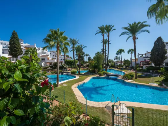 2-bedroom Apartment In Marbella, Spain (82 M²)