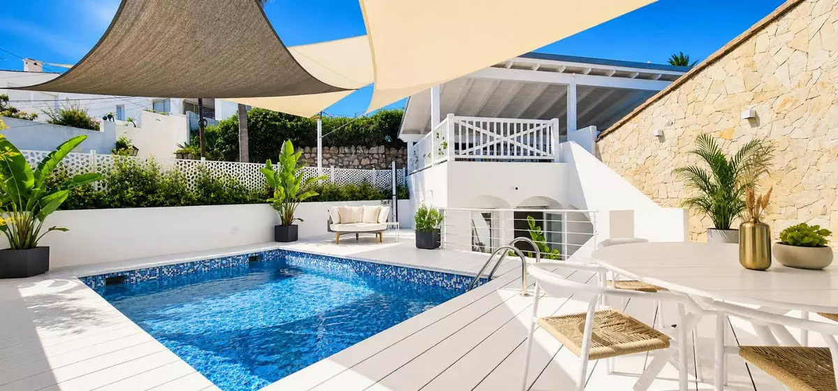 3-bedroom Villa In Estepona, Spain (200 M²)