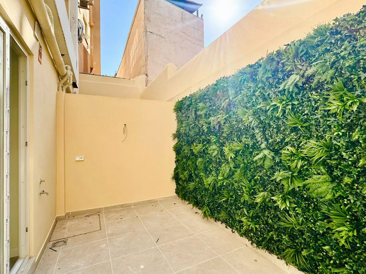 3-bedroom Apartment In Málaga, Spain (186 M²)