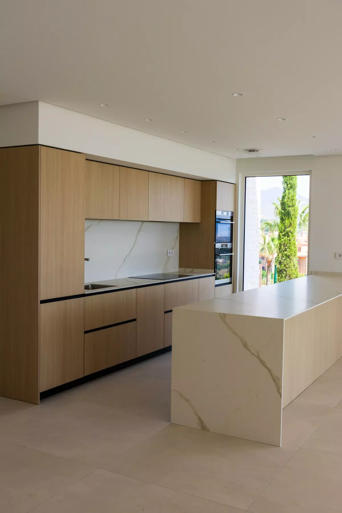 3-bedroom Apartment In Ojen, Spain (134 M²)