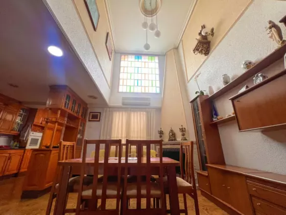 5-bedroom Town House In Guardamar Del Segura, Spain (340 M²)