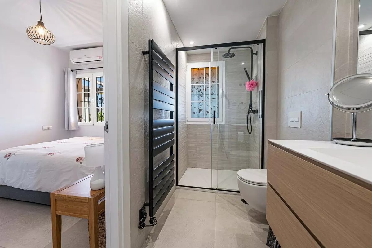 2-bedroom Apartment In Marbella, Spain (82 M²)
