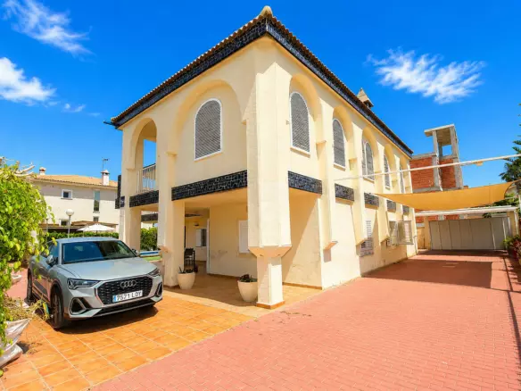 5-bedroom Villa In Orihuela, Spain (329 M²)