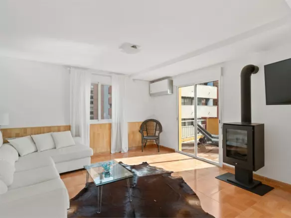3-bedroom Apartment In Fuengirola, Spain (141 M²)