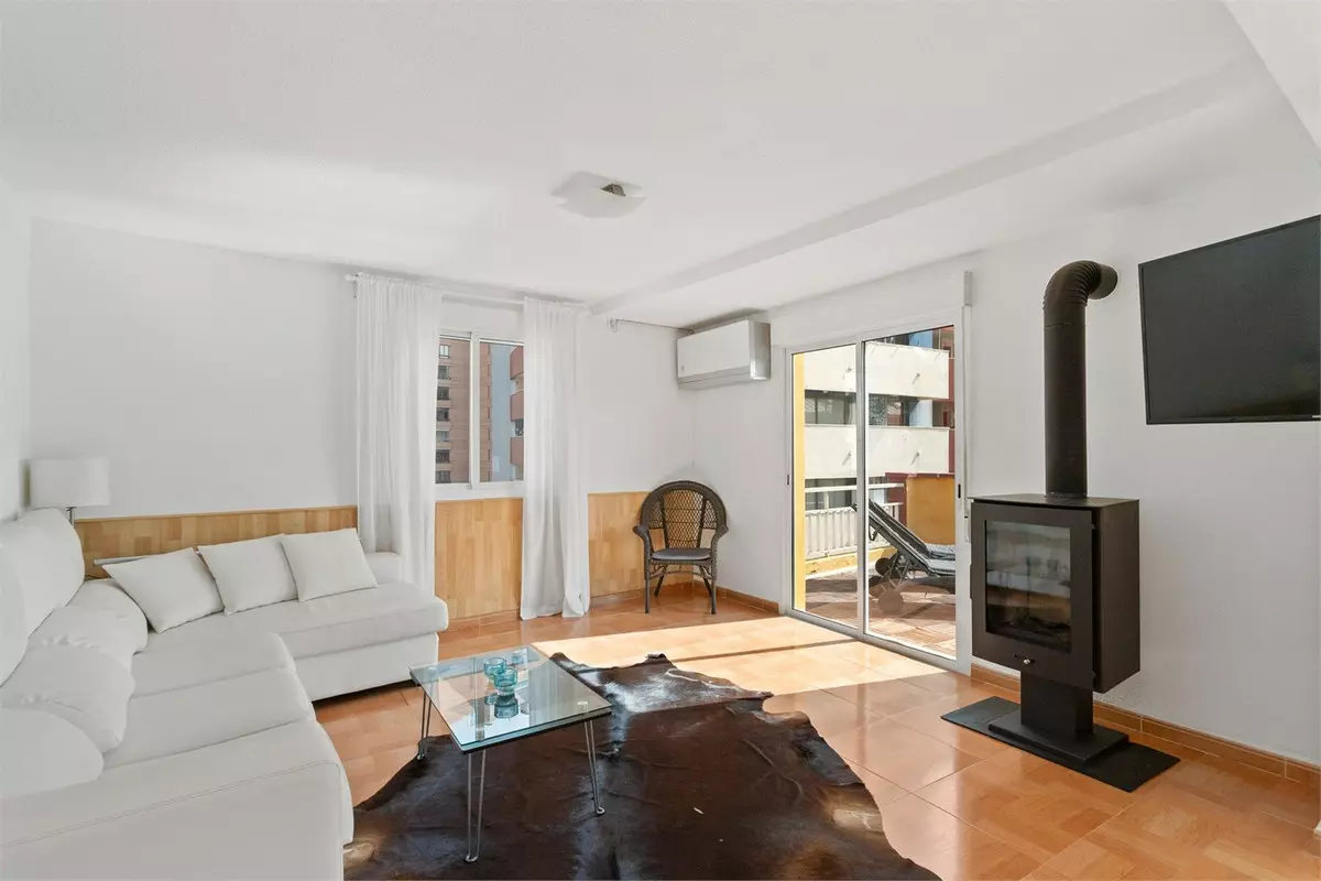 3-bedroom Apartment In Fuengirola, Spain (141 M²)
