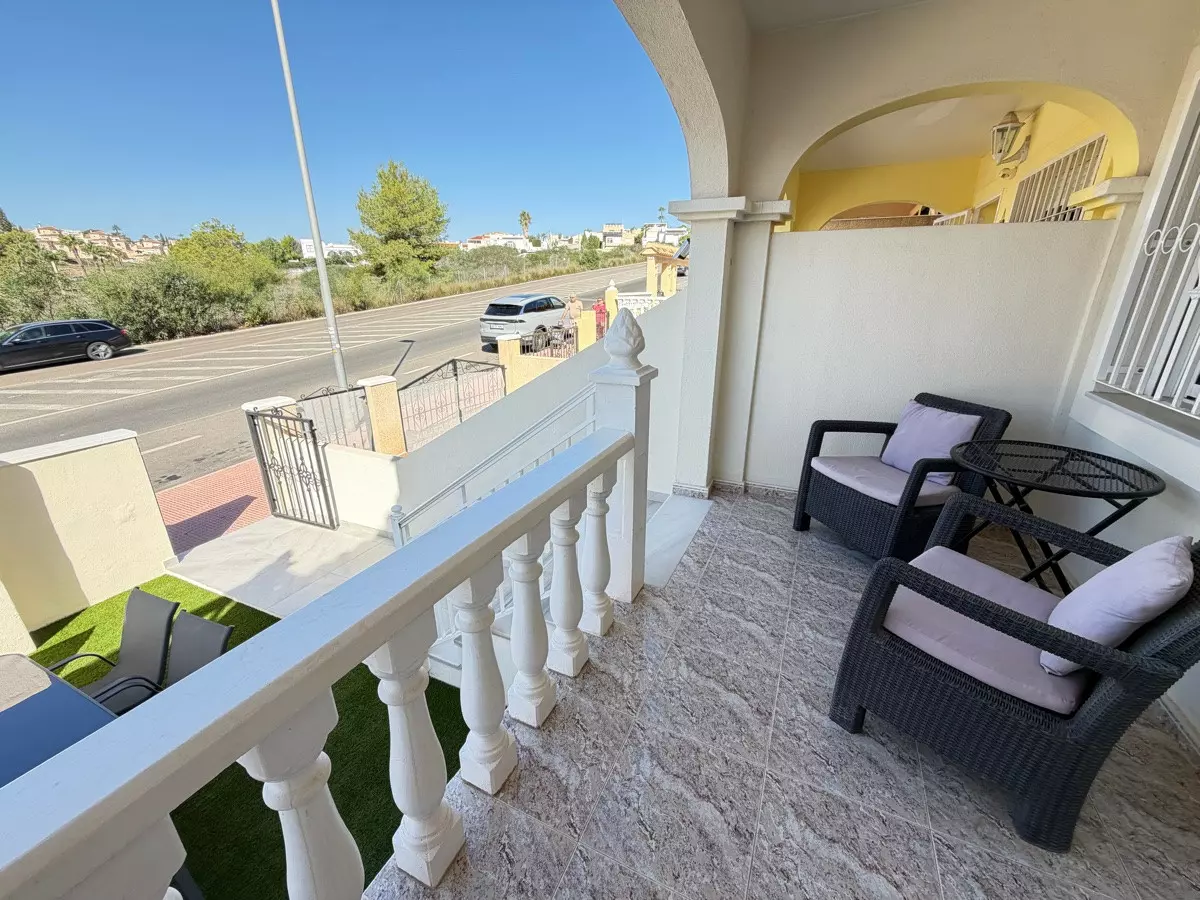 3-bedroom Town House In Orihuela, Spain (80 M²)