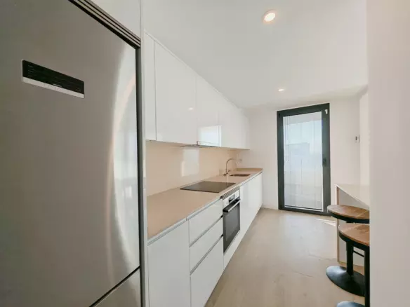 4-bedroom Apartment In Estepona, Spain (164 M²)