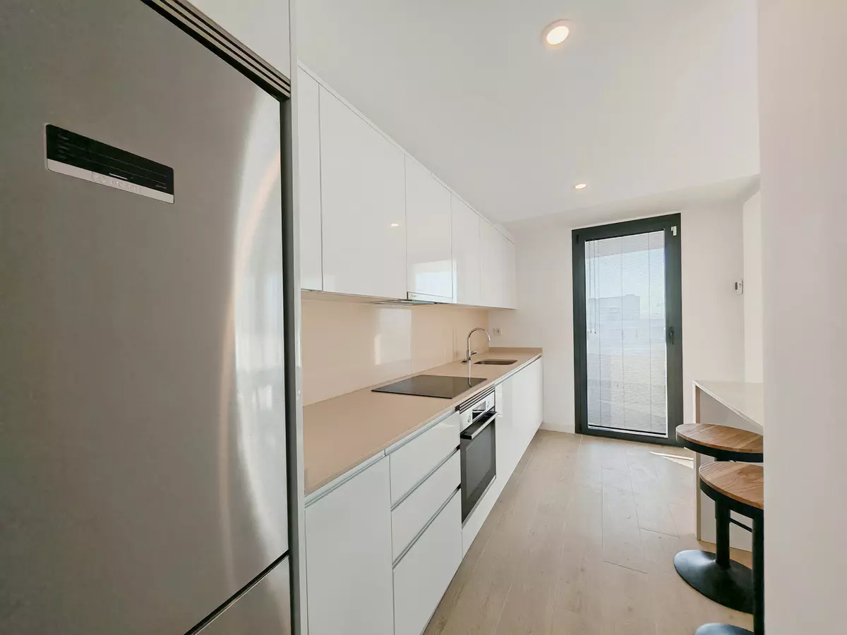 4-bedroom Apartment In Estepona, Spain (164 M²)