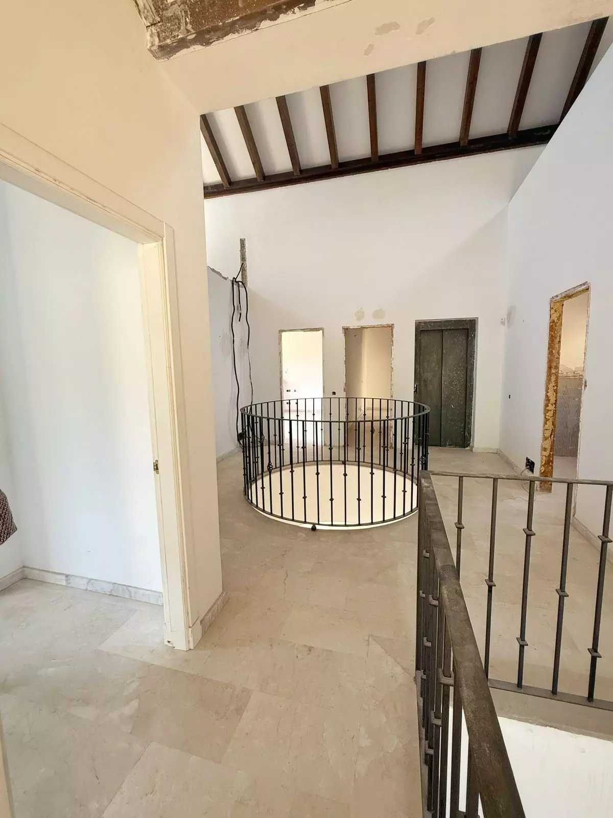 5-bedroom Villa In Marbella, Spain (525 M²)