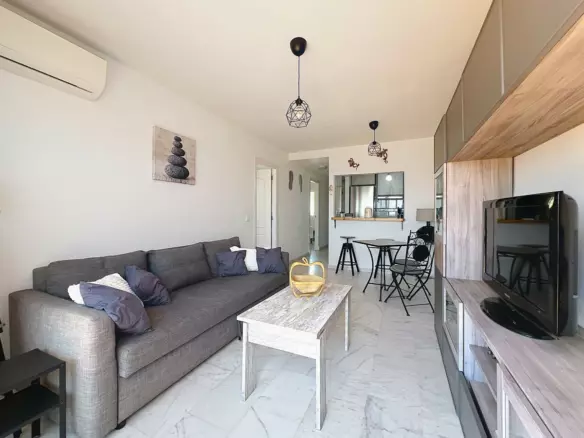 2-bedroom Apartment In Casares, Spain (62 M²)