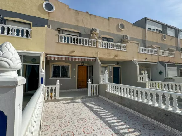 2-bedroom Town House In Orihuela, Spain (77 M²)