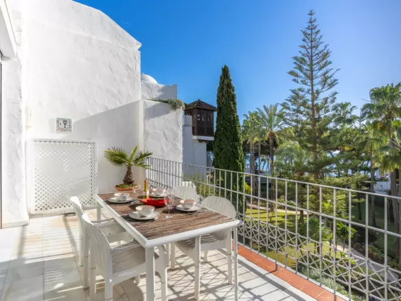 3-bedroom Apartment In Marbella, Spain (312 M²)