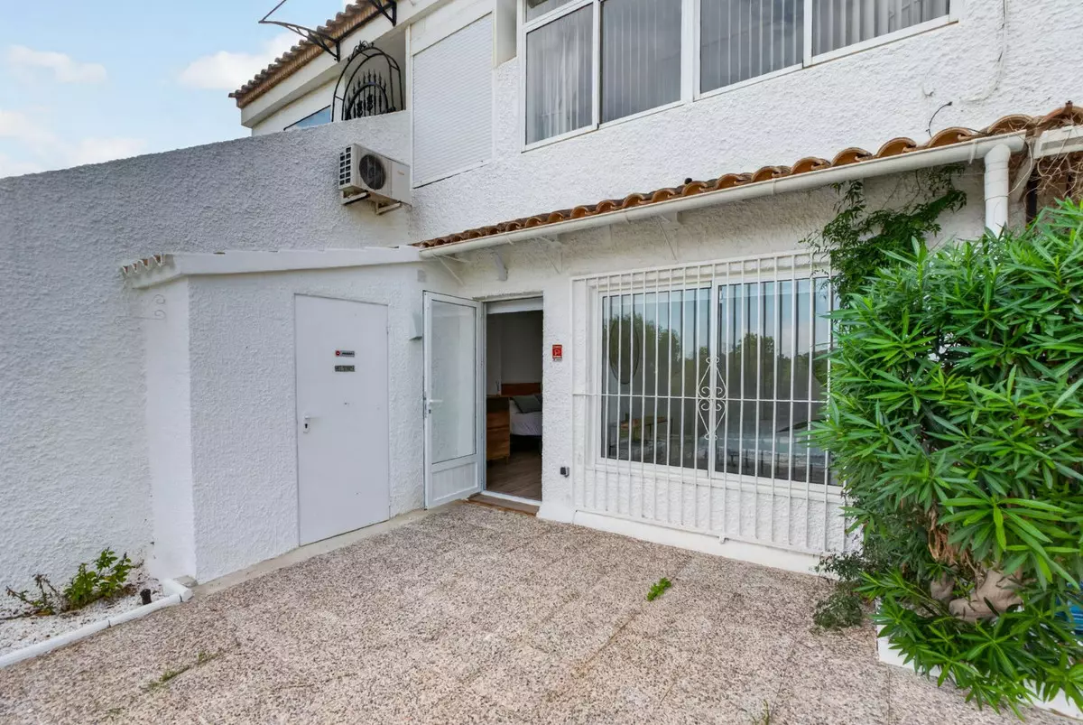 2-bedroom Bungalow In Orihuela, Spain (85 M²)