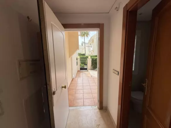 3-bedroom Town House In Marbella, Spain (227 M²)