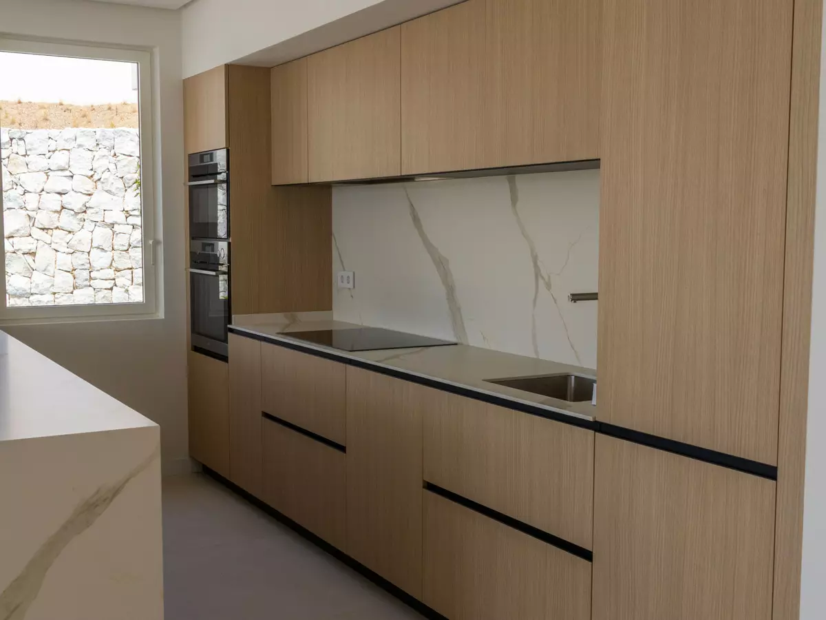 3-bedroom Apartment In Ojen, Spain (134 M²)