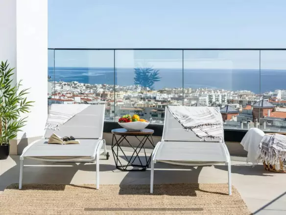 2-bedroom Apartment In Estepona, Spain (99 M²)