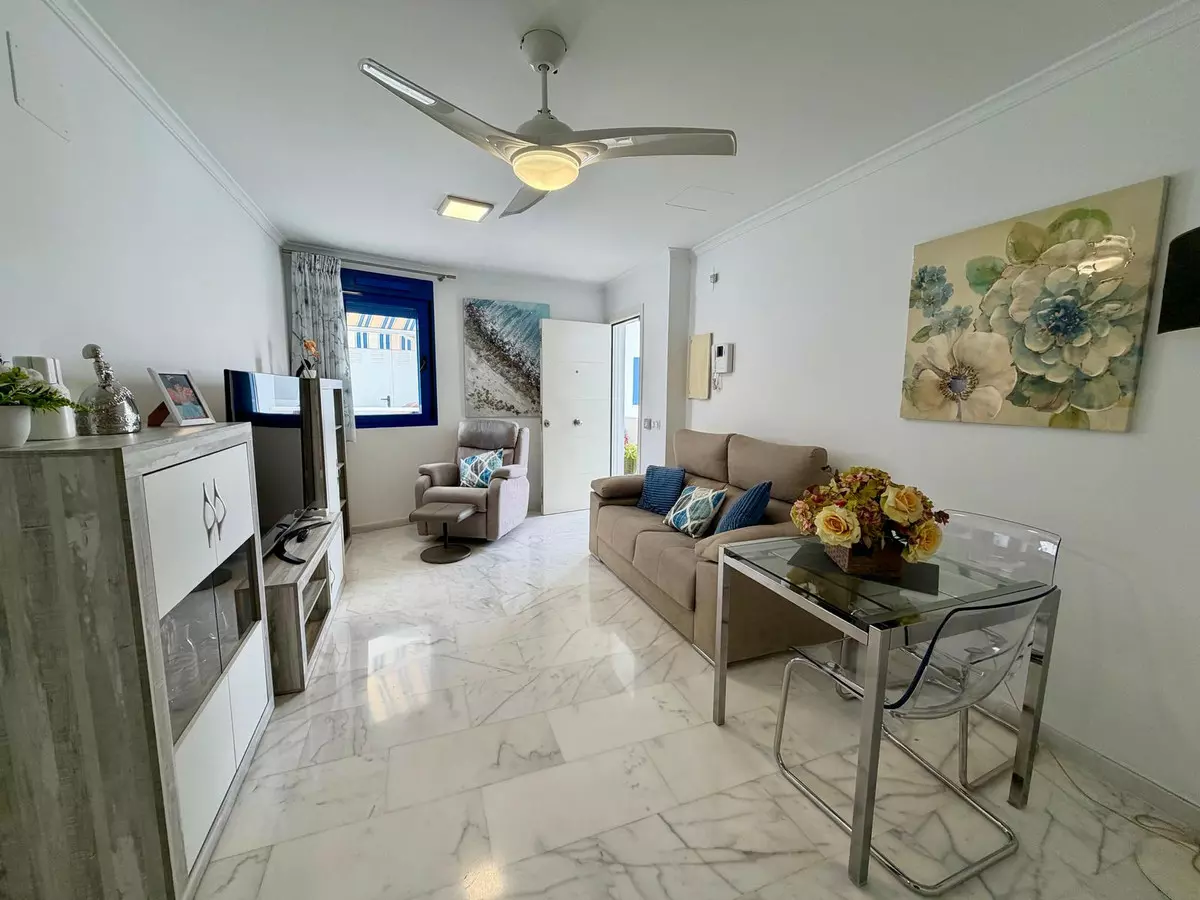 2-bedroom Apartment In Fuengirola, Spain (66 M²)