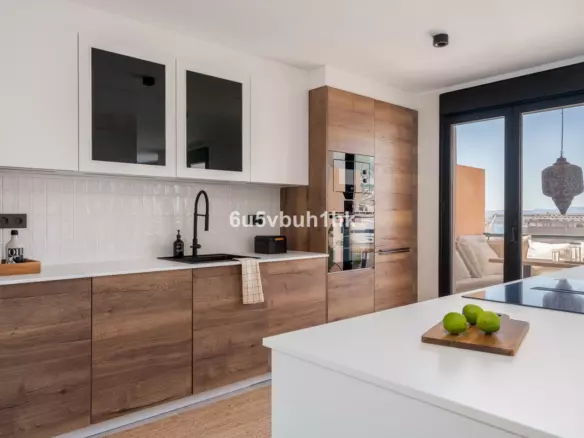 3-bedroom Apartment In Benalmádena, Spain (212 M²)