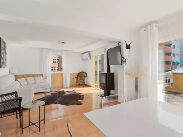 3-bedroom Apartment In Fuengirola, Spain (141 M²)